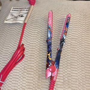 Ed Hardy mini straightener